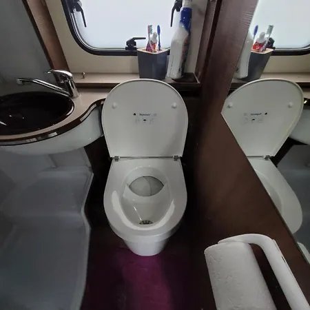 Wohnmobil Andy Y Dairys Campingplatz *